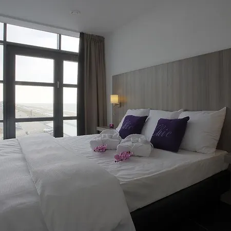 Appartementen-hotel Aan Zee *